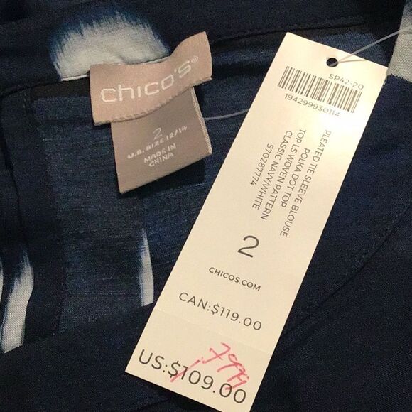 Chico’s Navy Blue White Dot Lightweight Pleat Tiered Flutter Sleeve Blouse NEW - Picture 15 of 15